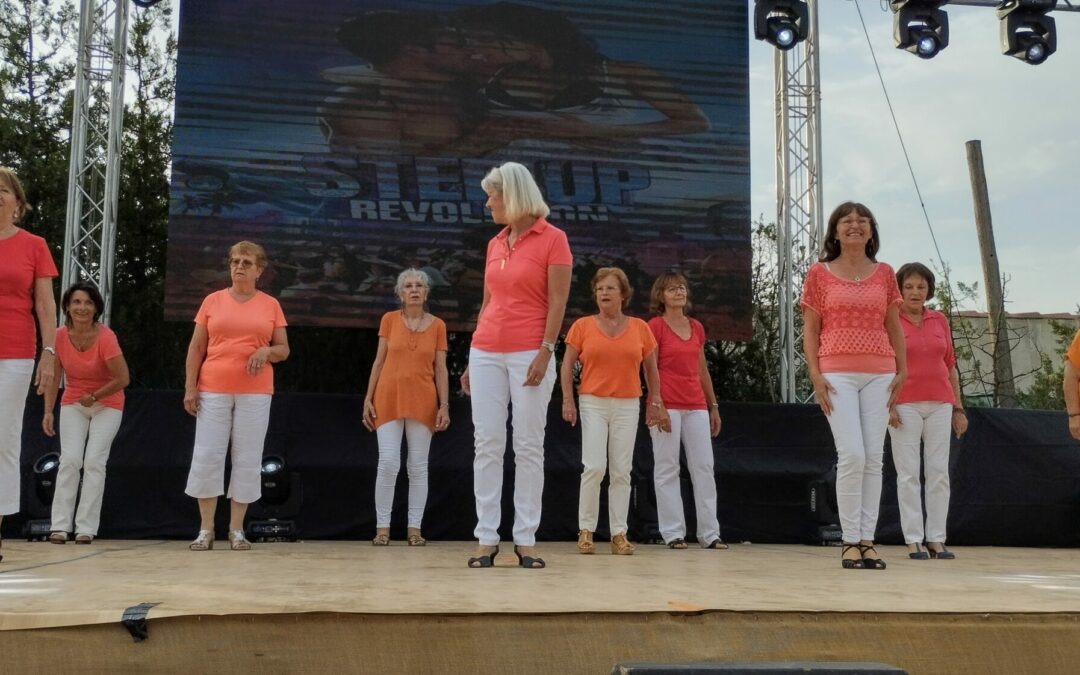 Jolie démo de danse en ligne le 20 juin